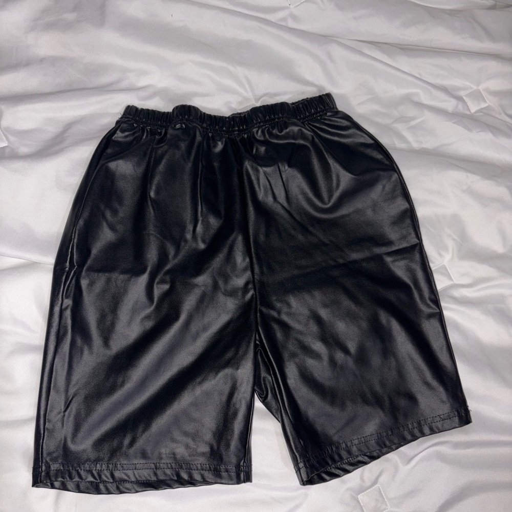 Women’s Black faux leather hi-rise bike Shorts